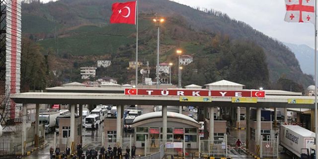 Gürcistan’dan Türkiye’ye ucuz alışveriş akını: En çok benzin ve yağ alıyorlar