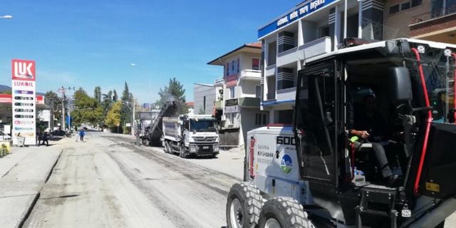 Sakarya Geyve'de Konyalı Ali Bey Caddesi yenileniyor