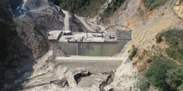Bartın’da baraj inşaatından düşen işçi yaşamını yitirdi