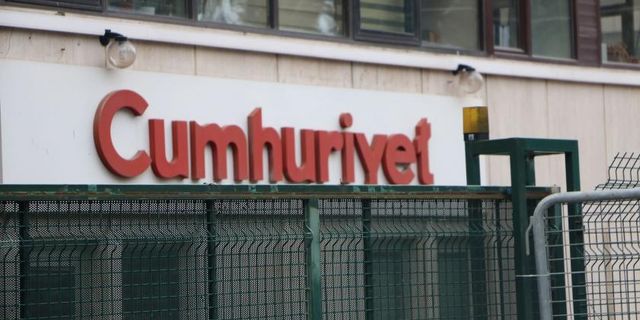 Cumhuriyet Gazetesi davasında Yargıtay mahkumiyet kararlarını usulen bozdu