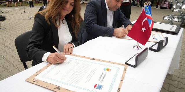 Moldova- Valkaneş Belediyesi ile Tarsus Belediyesi Tarasında 'Kardeş Şehir' protokolü imzalandı