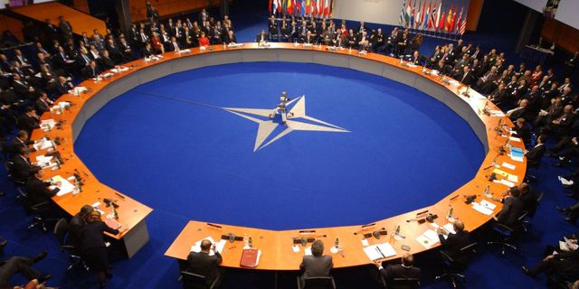 NATO: Ukrayna'ya yardım etmemiz bizi çatışmanın tarafı yapmaz