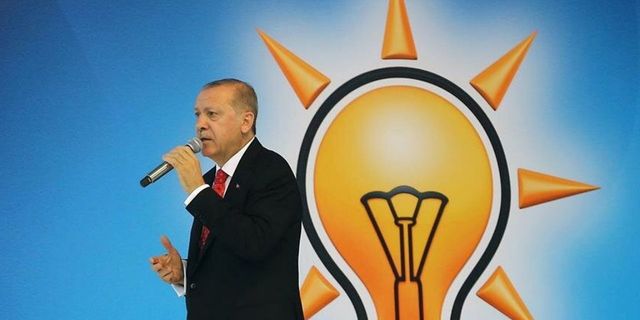 AKP'de beş il başkanı görevden alındı
