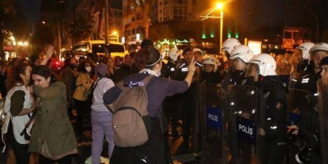 Antalya'da Feminist Gece Yürüyüşüne katılanlar yargılanıyor: Öğrenciler eyleme katıldığı için yurttan atılmıştı