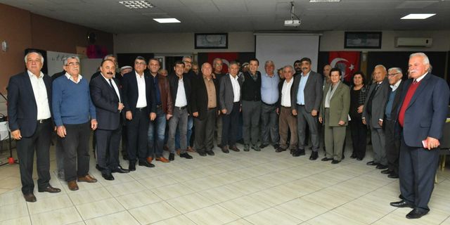Başkan Özyiğit Süleyman Demirel Konfederasyonu üyeleri ile buluştu