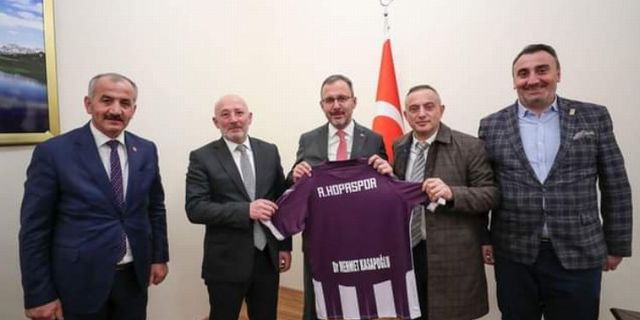 Artvin Hopaspor yeni stadına kavuşuyor