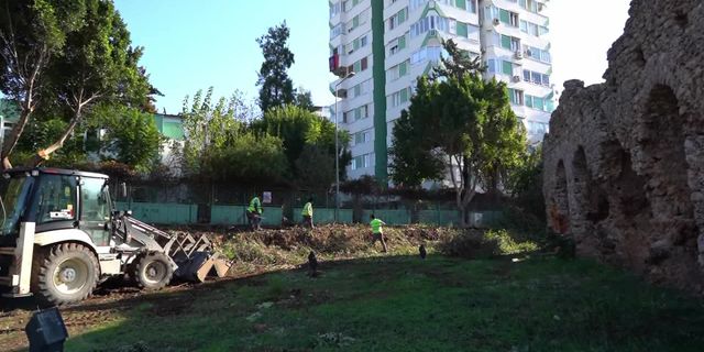 Konyaaltı Belediyesi, Roma Hamamı'nı yeniliyor