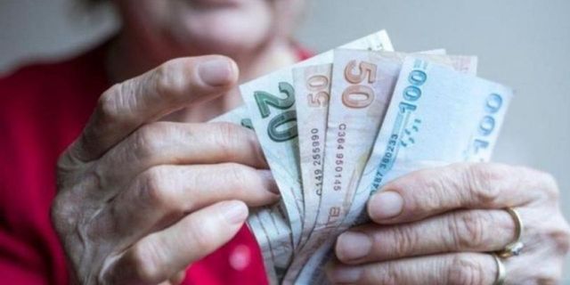 Emekliler 2023'te yüzde kaç zam alacak: Memur emeklilerinin oranı ne, SSK ve Bağ-Kur'luların maaşı ne kadar artacak?