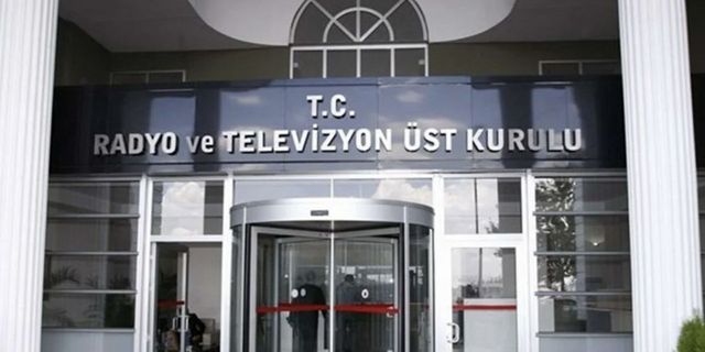RTÜK deprem yayınlarına ceza yağdırdı: Halk TV, Tele 1 ve Fox TV'ye para ve program durdurma cezaları