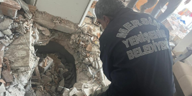 Yenişehir ekipleri, deprem bölgesindeki çalışmalara destek veriyor