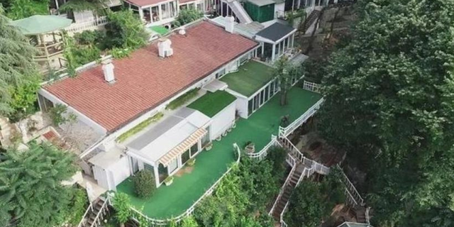 Adnan Oktar'ın lüks villası Rus oligark Roman Abramoviç'e satıldı