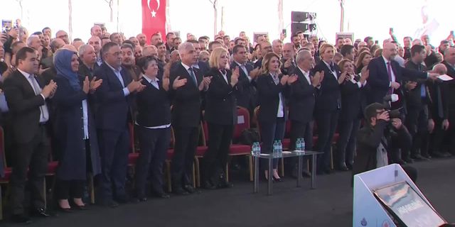 İETT 545 taşeron işçiyi kadroya aldı, İmamoğlu Kılıçdaroğlu'nu işaret etti: Onun karşı duruşunun altını çizelim