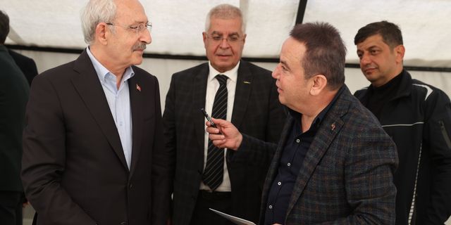 Antalya Büyükşehir Belediye Başkanı Böcek, Gaziantep Nurdağı'ndaki yaşam alanında Kılıçdaroğlu’nu ağırladı