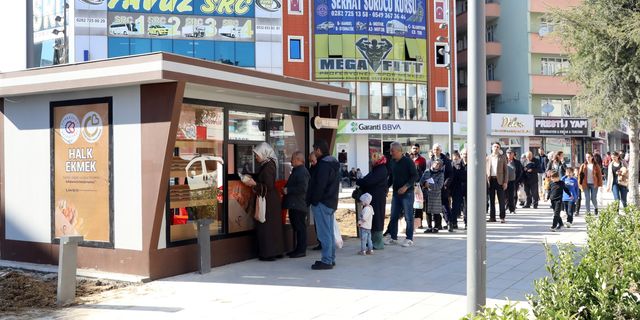 Çerkezköy Halk Ekmek büfelerinde satışlar başladı