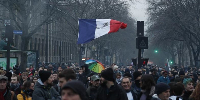 Rapor: Fransa'da 2022'de her 12 dakikada bir kayıp çocuk ihbarı yapıldı
