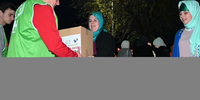 İHH, Bosna Hersek'te ihtiyaç sahiplerine 240 gıda kolisi dağıttı