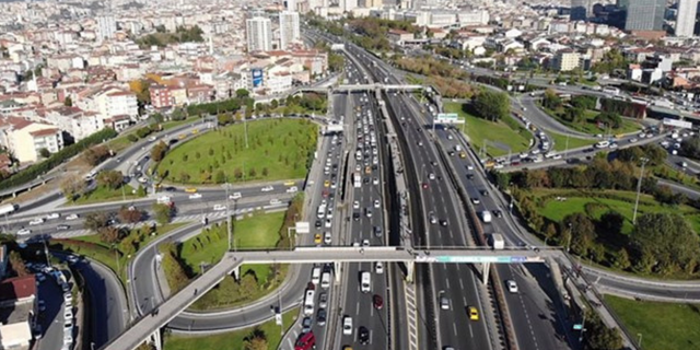 İstanbul'da Newroz nedeniyle bazı yollar trafiğe kapatıldı