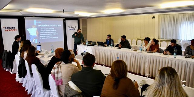 Yerel gazeteciler ve yurttaş haberciler seçim güvenliği ve seçim haberciliği için Trabzon'da buluşuyor