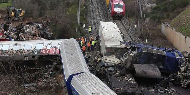 Yunanistan'da tren kazasında hayatını kaybedenlerin sayısı 46'ya yükseldi