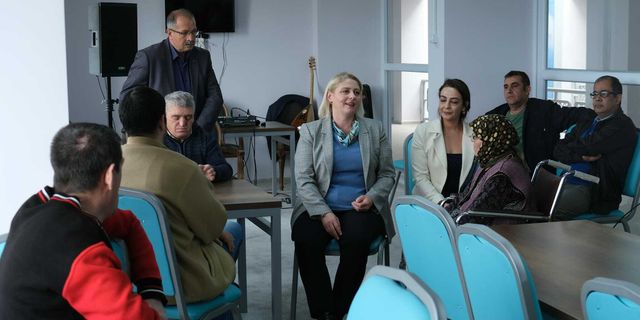 Uzunköprü Belediye Başkanı Özlem Becan ‘Yaşlılara Saygı Haftası’nı kutladı