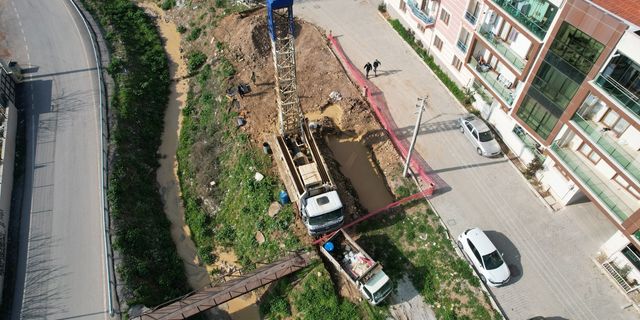İzmir Büyükşehir Belediyesi, ilçelerde içme suyu kuyusu açma çalışmalarına başladı