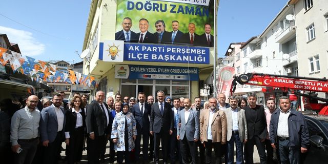 Milli Eğitim Bakanı Özer, AK Parti Perşembe İlçe Başkanlığı ziyaretinde konuştu: