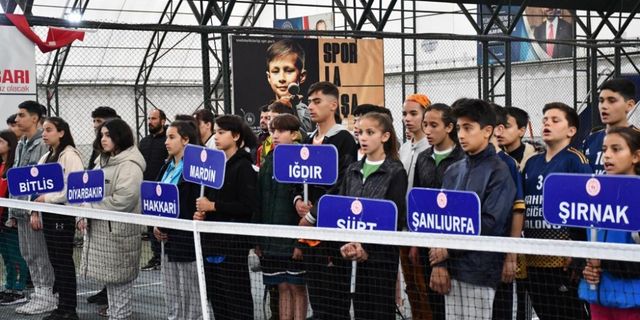Okul Sporları Yıldızlar Tenis Bölge Birinciliği müsabakaları, Şırnak'ta başladı