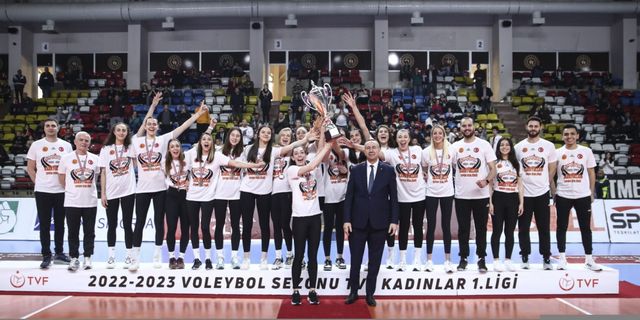 Voleybol Kadınlar 1. Lig final etabı Bolu'da sona erdi
