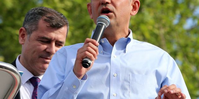 CHP'li Özgür Özel, Tokat'ta mitingde konuştu