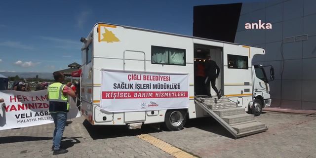 Çiğli Belediyesi’nden Malatyalı depremzedelere kişisel bakım hizmeti