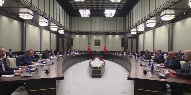 Cumhurbaşkanlığı kabinesi bir araya geldi