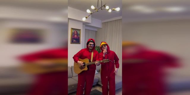 Sosyal medya fenomeni gençlerden seçim için yeni şarkı: “Haydi gelsin bahar”