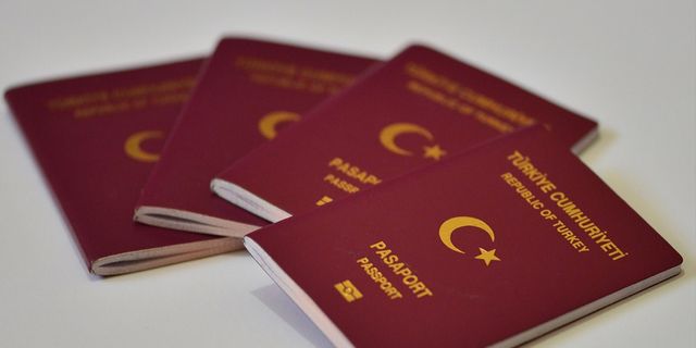 'Çipli pasaport' dönemi bugün başlıyor