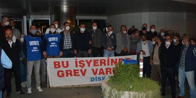 Kartal Belediyesi'nde işçiler grev başlattı