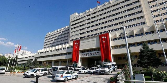 Bakanlıktaki makam odalarına 'süper lig' ve 'film' paketleri alınmış