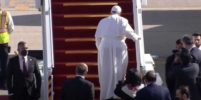 Papa Francis, 4 günlük tarihi Irak ziyaretini tamamladı