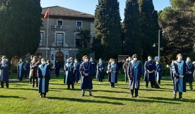 Boğaziçi akademisyenleri 137’nci kez sırtını rektörlüğe döndü