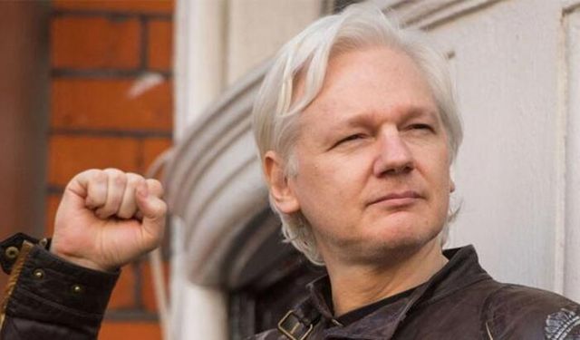 Wikileaks’in kurucusu Assange serbest kaldı