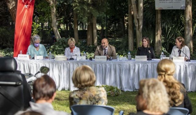 İzmir Büyükşehir Belediyesi 3 yeni toplumsal cinsiyet protokolü imzaladı