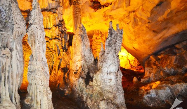 180 milyon yıllık mağaraya apart otel tehdidi