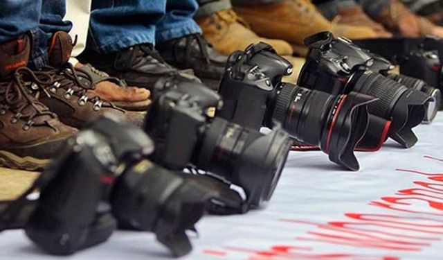 ÇGD Ekim ayı Medya İzleme Raporu: 30 gazeteci hakim karşısına çıktı