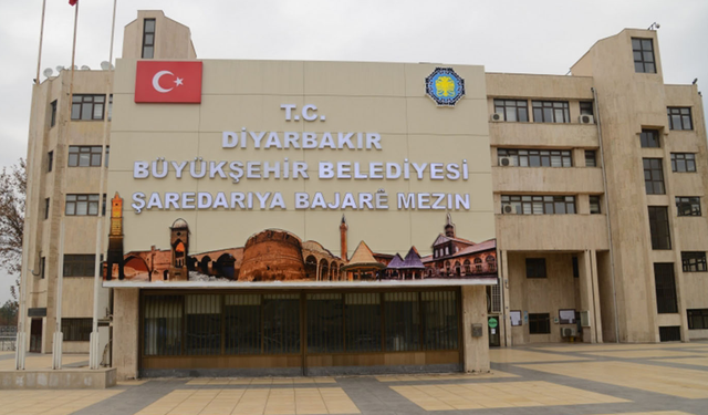 Diyarbakır kayyumu, belediyeyi devretmeden evvel spor tesislerini Gençlik ve Spor Bakanlığı’na devretti