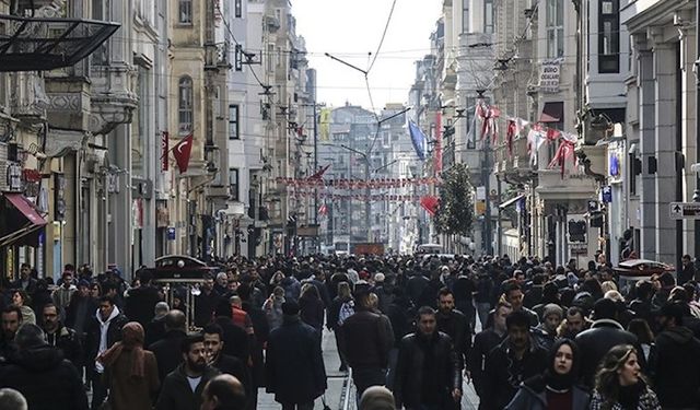 DİSK-AR: Geniş tanımlı işsiz sayısı 8 milyon 387 bin