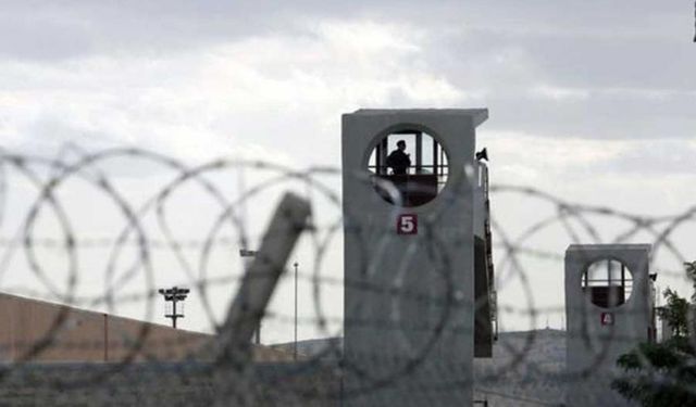 CHP'li Tanrıkulu: "Geçen ay cezaevlerinde 5 kişi öldü, 51 kişi işkenceye maruz kaldı"