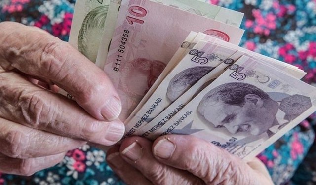 Emeklilerin bayram ikramiyesi 27-30 Mayıs'ta ödenecek