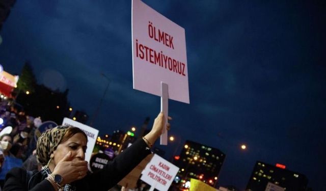 Adliye bahçesinde eşini öldüren Alaattin Keçkin'e  ağırlaştırılmış müebbet ve 22 yıl hapis cezası