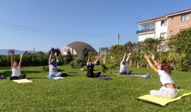 Bolu’da kadınlar yoga ile başlıyor