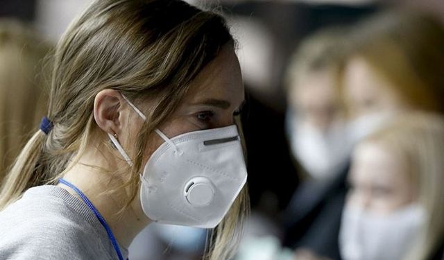 İspanya'da grip vakalarının arttı maske zorunluluğu başladı