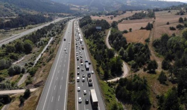 Bolu'da TEM'in Ankara yönü 20 gün trafiğe kapandı