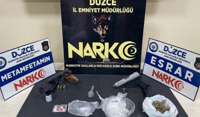 Düzce'de 3 uyuşturucu tacirine tutuklama